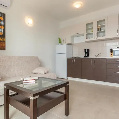 Eoli Apartment Brela
