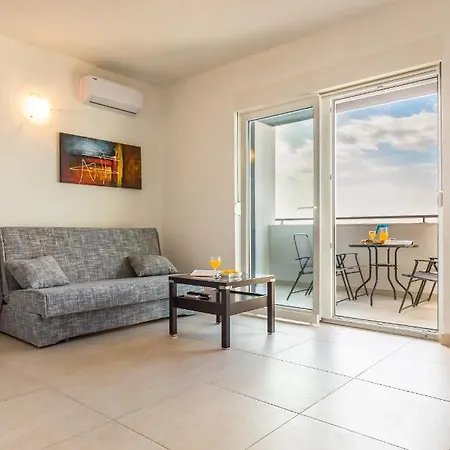 Eoli Apartment Brela
